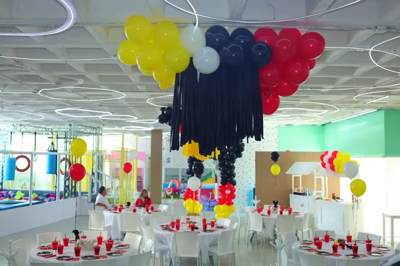 Globos en el techo